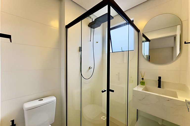 Refúgio a 450m da Praia com Wi-Fi e Churrasqueira