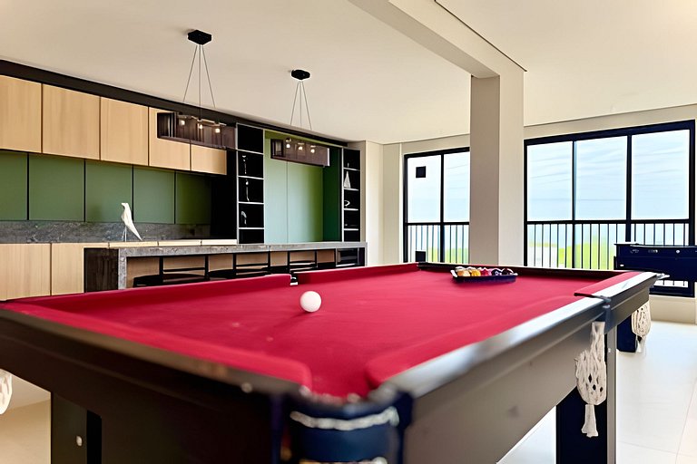 Refúgio a 450m da Praia com Wi-Fi e Churrasqueira