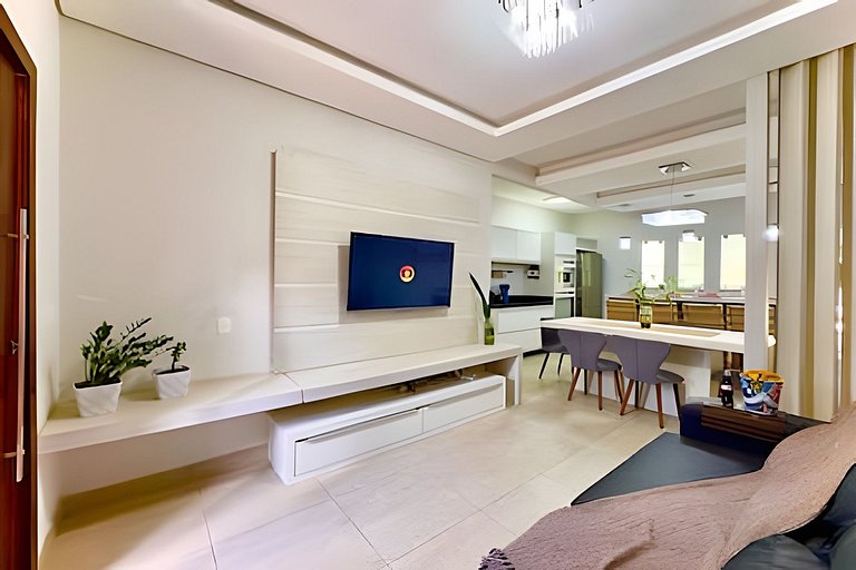 Casa completa a 250m Praia c/Piscina Churrasqueira