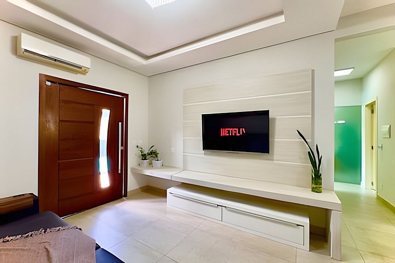 Casa completa a 250m Praia c/Piscina Churrasqueira