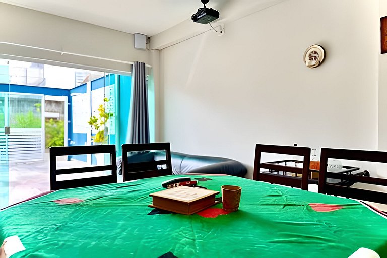 Casa completa a 250m Praia c/Piscina Churrasqueira