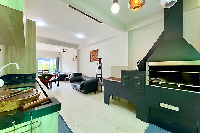 Casa completa a 250m Praia c/Piscina Churrasqueira