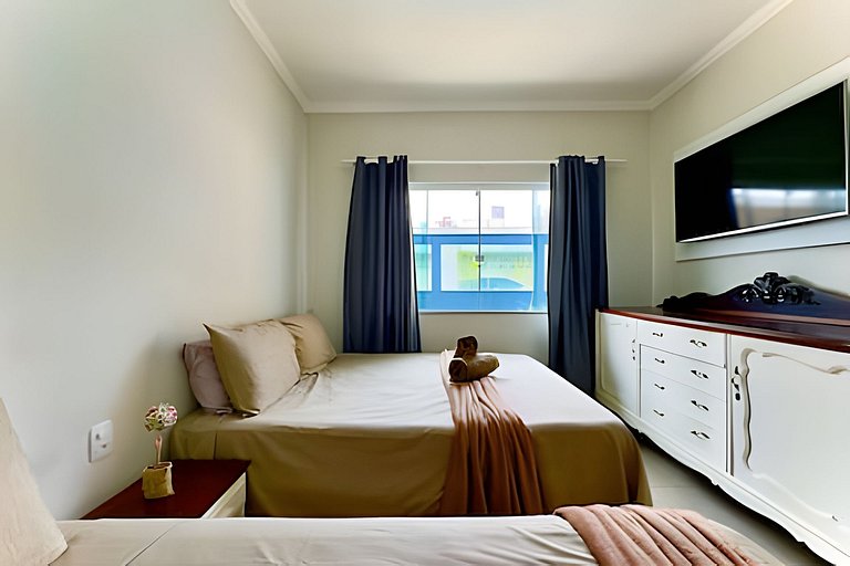 Casa completa a 250m Praia c/Piscina Churrasqueira