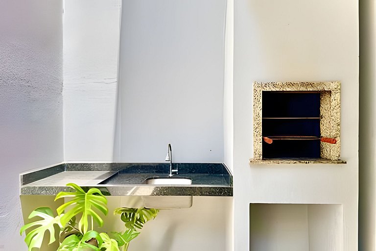 Refúgio a 650m do Mar c/Ar condicionado e Churrasq