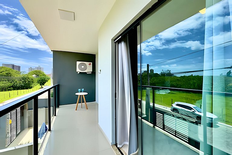 Refúgio a 650m do Mar c/Ar condicionado e Churrasq