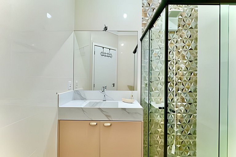 Refúgio a 650m do Mar c/Ar condicionado e Churrasq