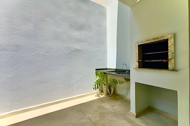 Refúgio a 650m do Mar c/Ar condicionado e Churrasq