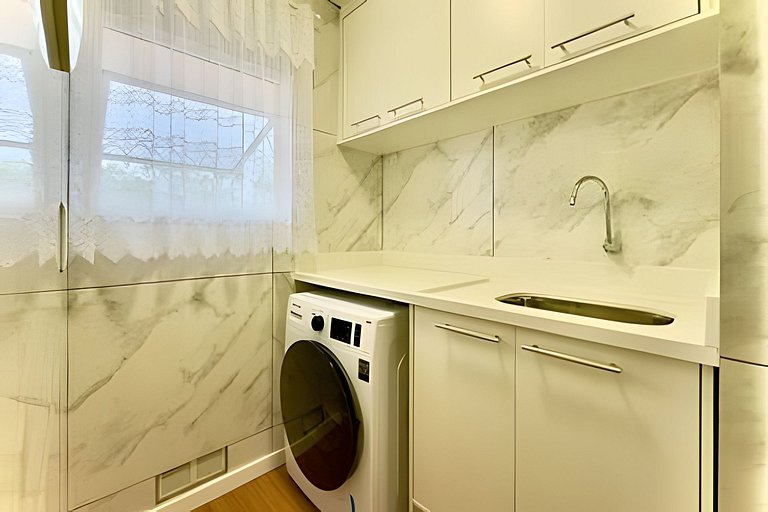 A 10 min da Vila Germânica — espaço completo