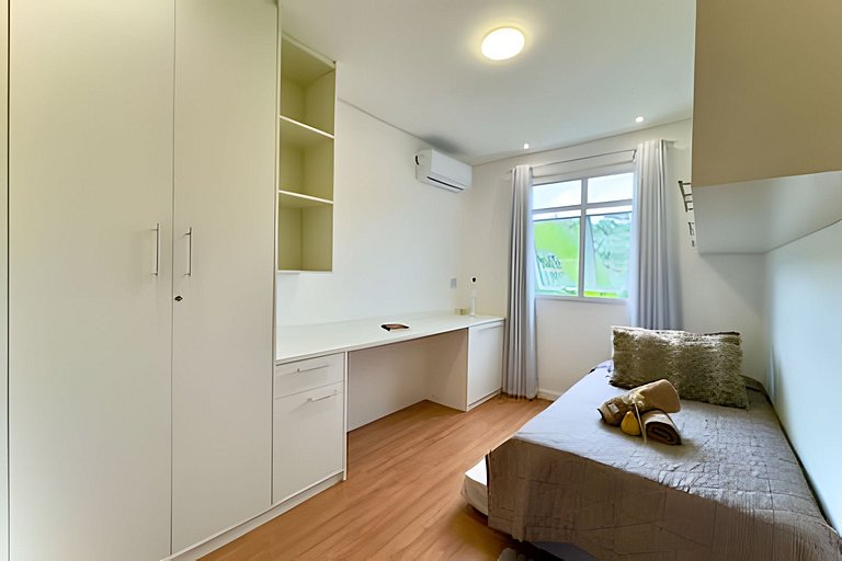 A 10 min da Vila Germânica — espaço completo