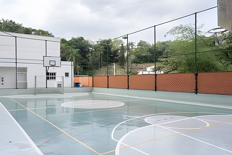 A 10 min da Vila Germânica — espaço completo