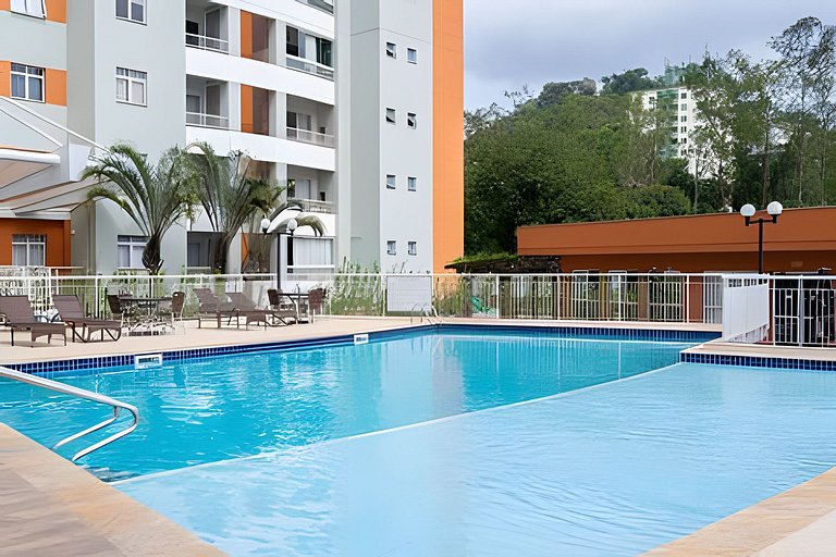 A 10 min da Vila Germânica — espaço completo