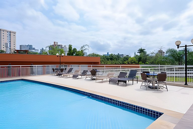 A 10 min da Vila Germânica — espaço completo