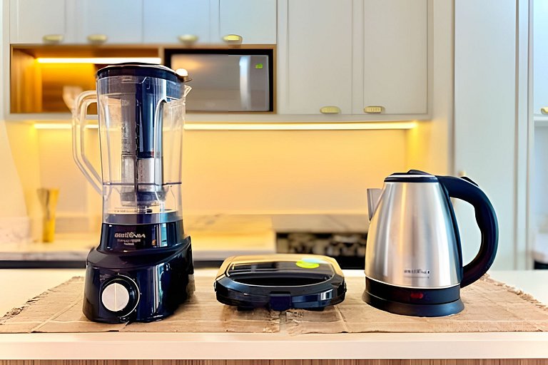 Refúgio a 50m do Mar • Piscina • Ar cond. • Wi-Fi