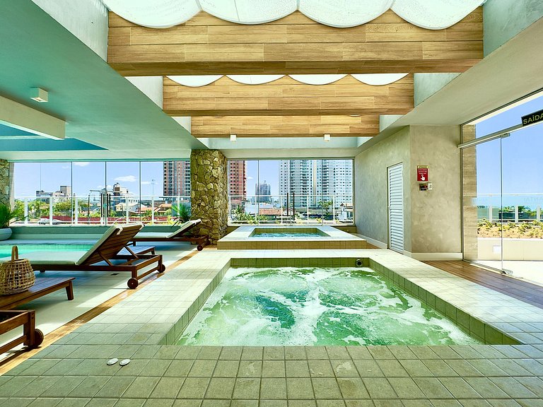 Home Club Frente Mar • Lazer Completo em Piçarras