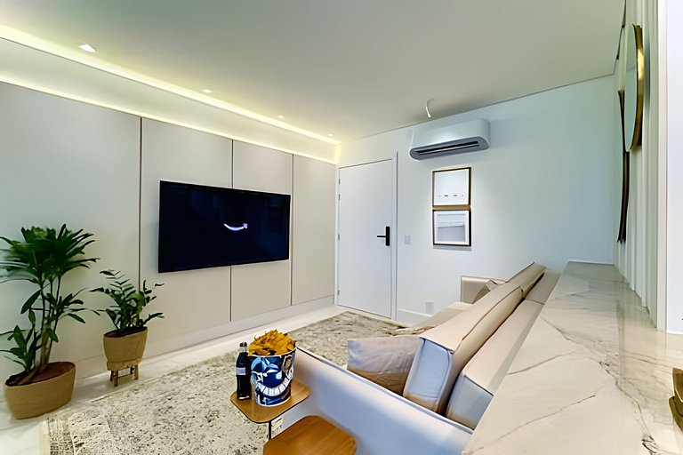 Home Club Frente Mar • Lazer Completo em Piçarras