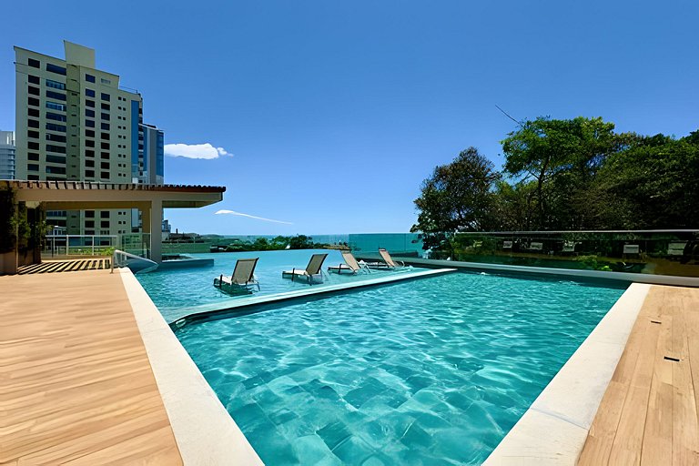 Home Club Frente Mar • Lazer Completo em Piçarras