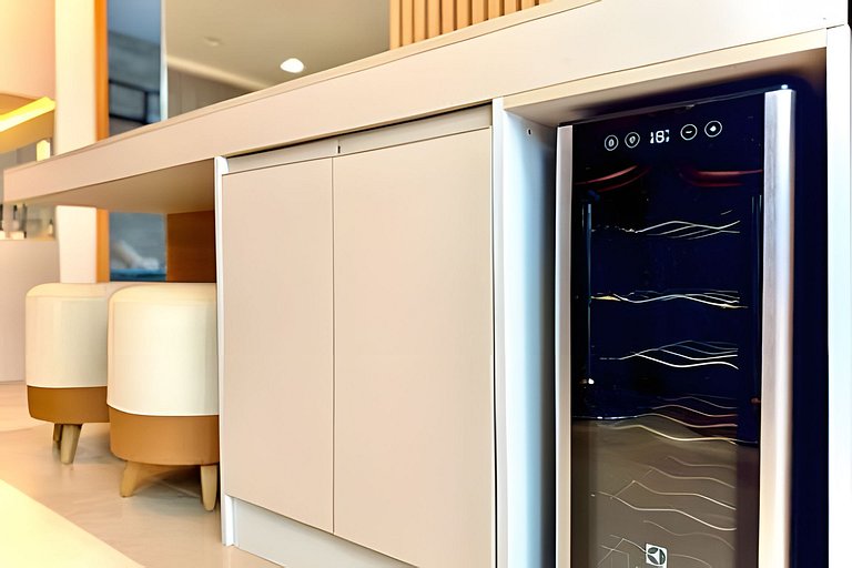 Pé na Areia c/ Piscina e Churrasqueira Privativa.