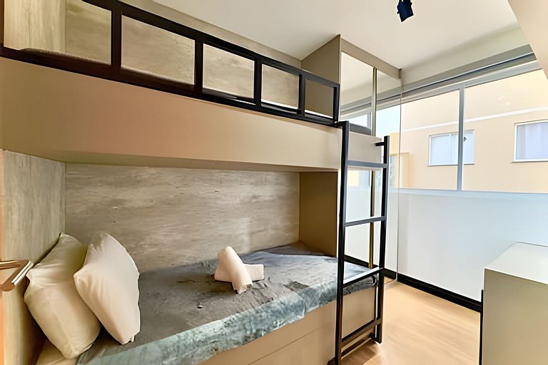 Pé na Areia c/ Piscina e Churrasqueira Privativa.