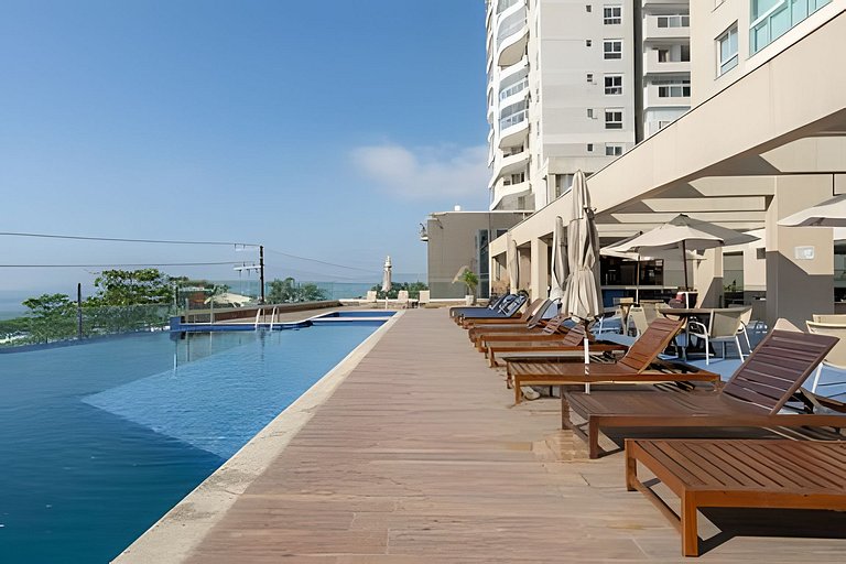 Refúgio a 50m do Mar • Piscina • Ar cond. • Wi-Fi