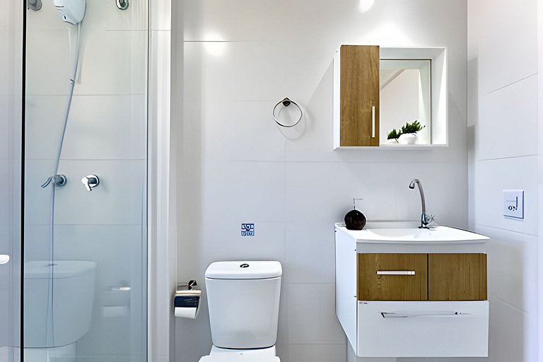 Refúgio a 50m do Mar • Piscina • Ar cond. • Wi-Fi