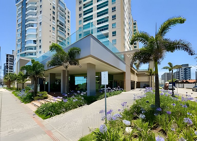 Refúgio a 50m do Mar • Piscina • Ar cond. • Wi-Fi