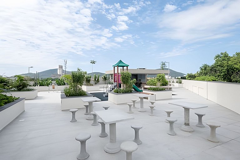 A 300m PRAIA c/Piscina Ar e 8min Beto Carrero