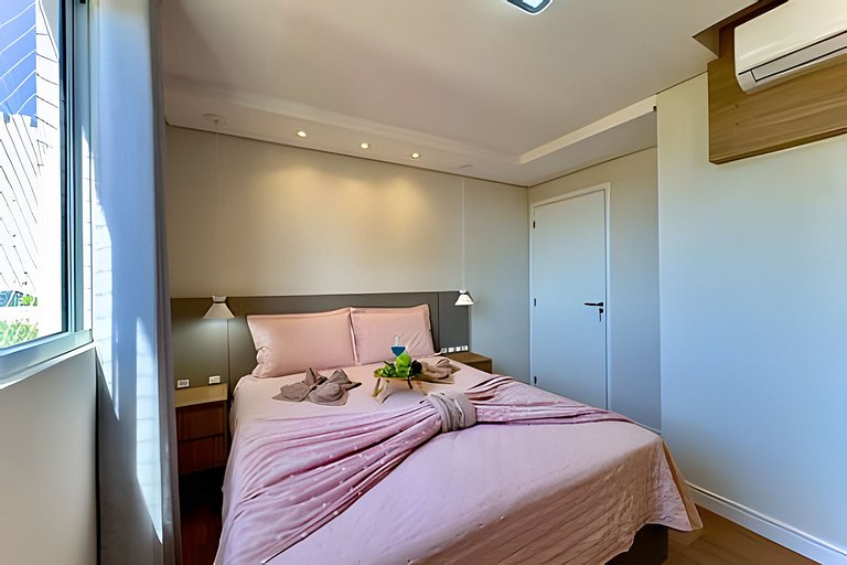 Apto 150m da PRAIA c/ Piscina, Churrasq. e Wi-Fi