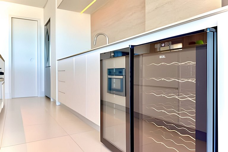 Frente Mar • Home Club Pé na Areia • Piscina