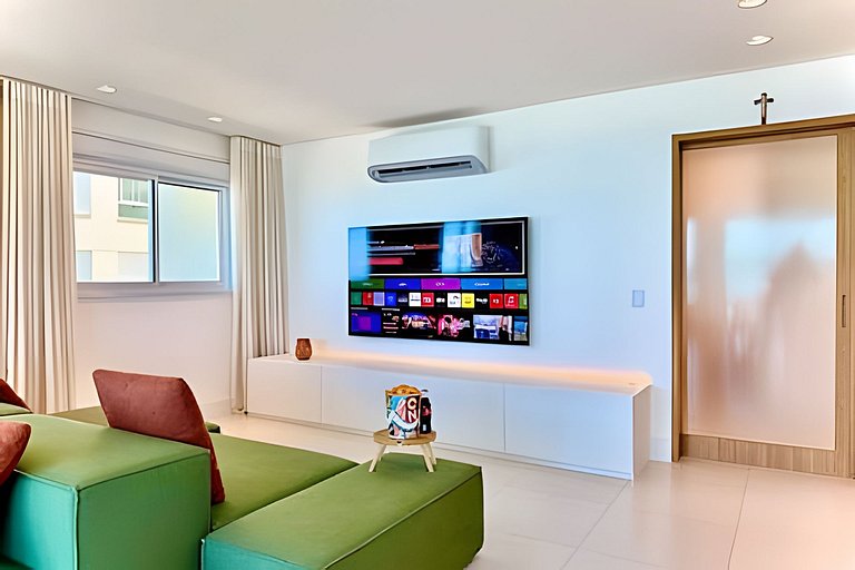 Frente Mar • Home Club Pé na Areia • Piscina