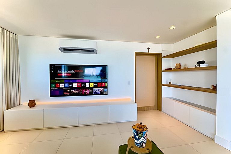 Frente Mar • Home Club Pé na Areia • Piscina