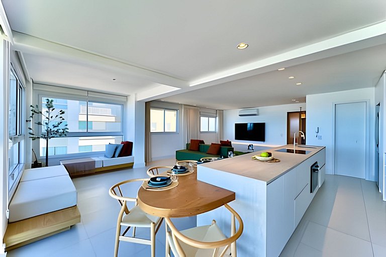 Frente Mar • Home Club Pé na Areia • Piscina