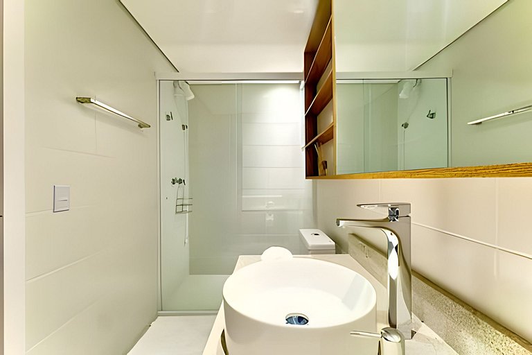 Frente Mar • Home Club Pé na Areia • Piscina