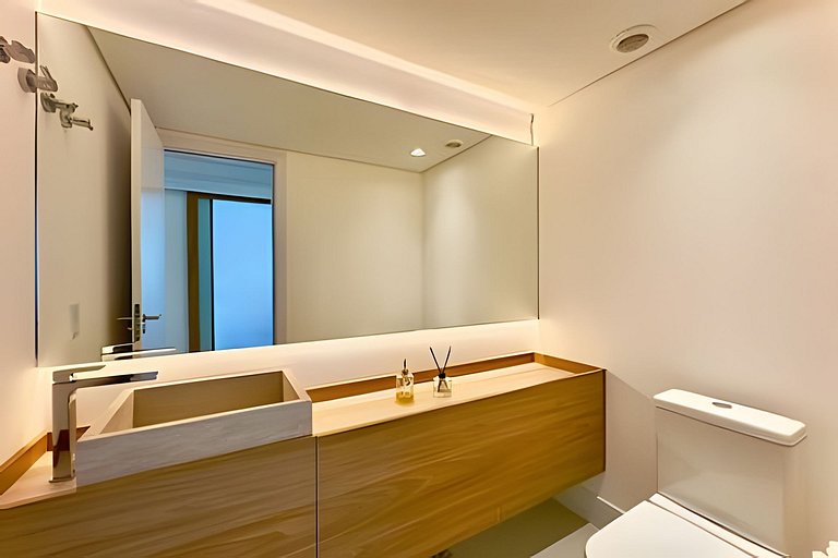 Frente Mar • Home Club Pé na Areia • Piscina