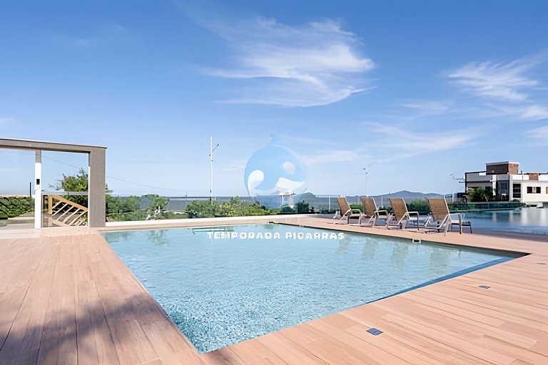 Frente Mar • Home Club Pé na Areia • Piscina