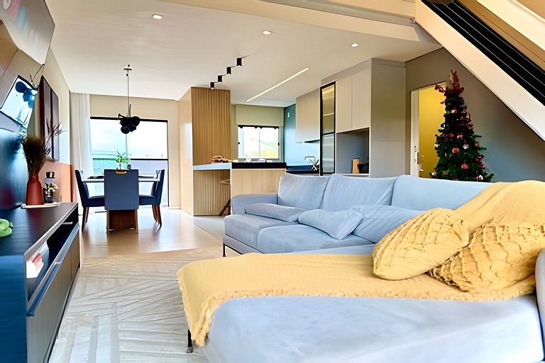 Casa c/Piscina e Churrasq. Privativa 300m da Praia