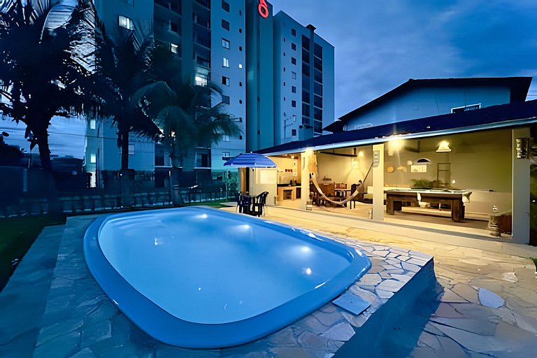 Casa c/Piscina e Churrasq. Privativa 400m da Praia