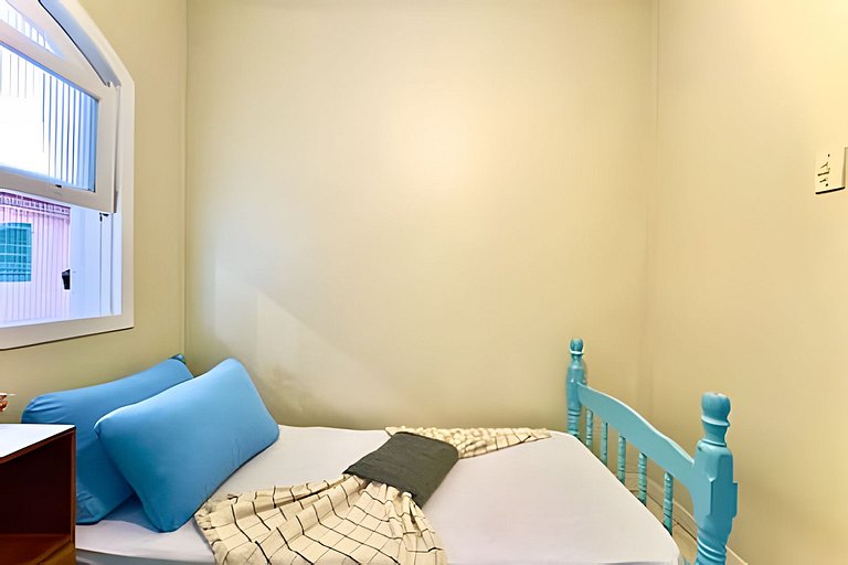 Casa c/Piscina e Churrasq. Privativa 400m da Praia