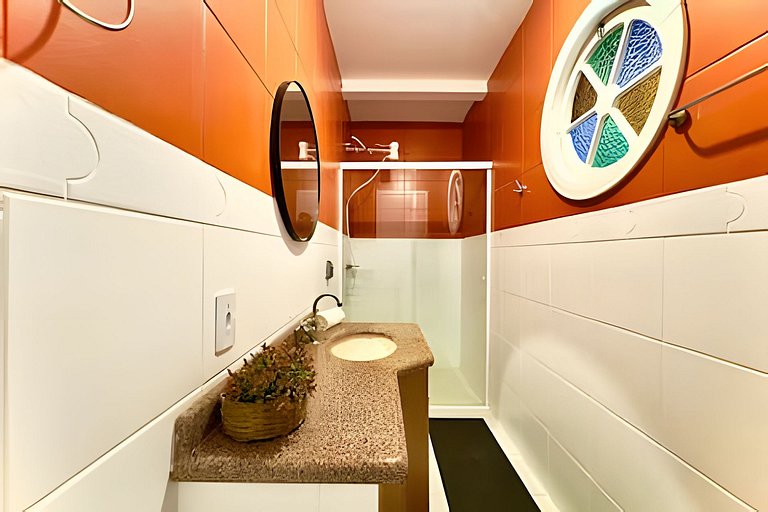 Casa c/Piscina e Churrasq. Privativa 400m da Praia