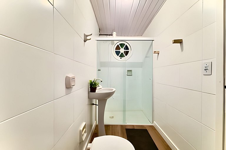 Casa c/Piscina e Churrasq. Privativa 400m da Praia