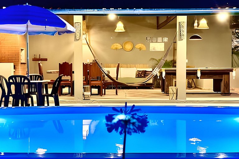 Casa c/Piscina e Churrasq. Privativa 400m da Praia