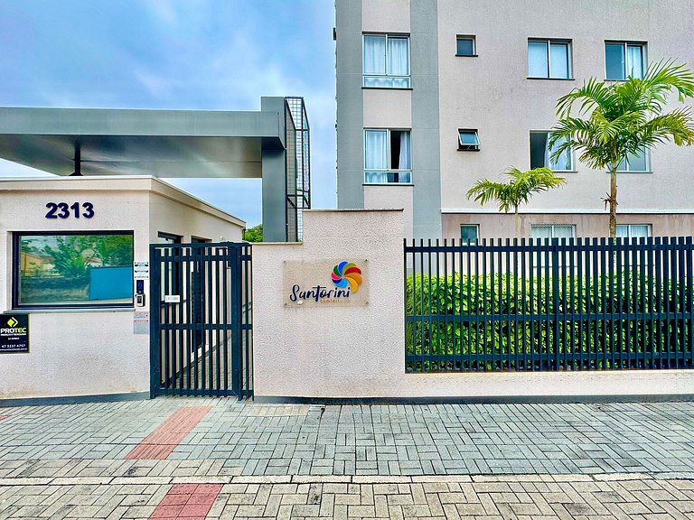 Apto a 150m da PRAIA Churrasq. c/ Piscina - Wi-fi