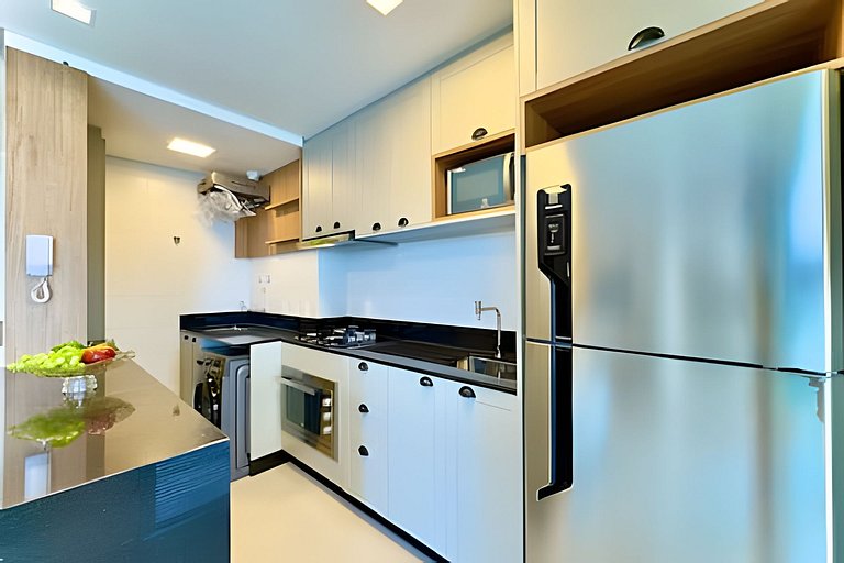 Home Club Frente Mar • Lazer Completo em Piçarras