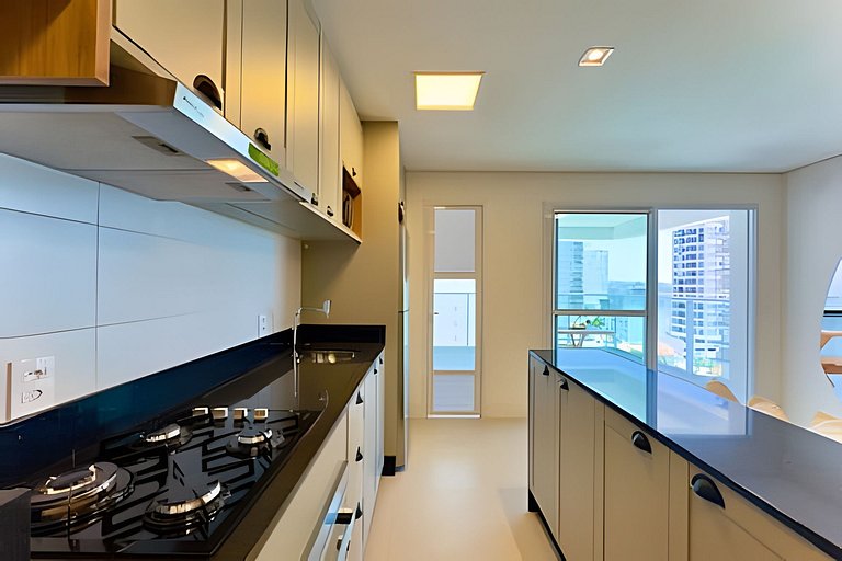 Home Club Frente Mar • Lazer Completo em Piçarras