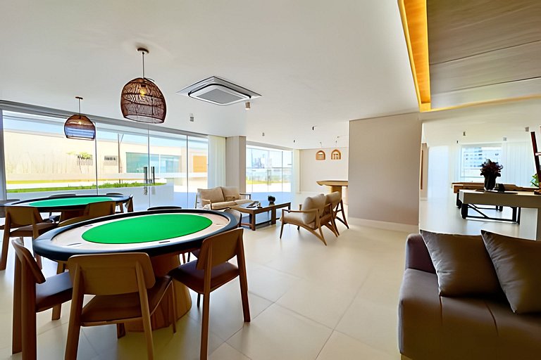 Home Club Frente Mar • Lazer Completo em Piçarras