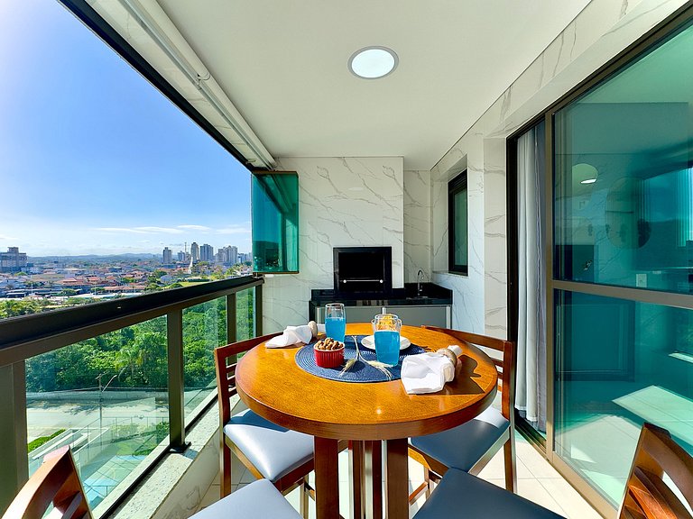 Paraíso beira mar - com Piscina Churrasqueira