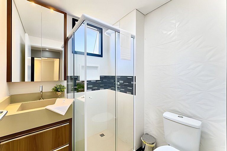 Apto a 150m da PRAIA Churrasq. c/ Piscina - Wi-fi