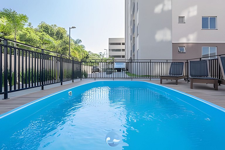 Apto a 150m da PRAIA Churrasq. c/ Piscina - Wi-fi
