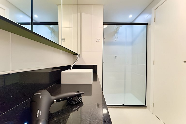 A 300m PRAIA c/Piscina Ar e 8min Beto Carrero