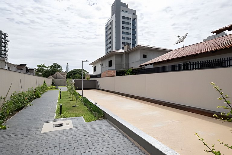 A 300m PRAIA c/Piscina Ar e 8min Beto Carrero