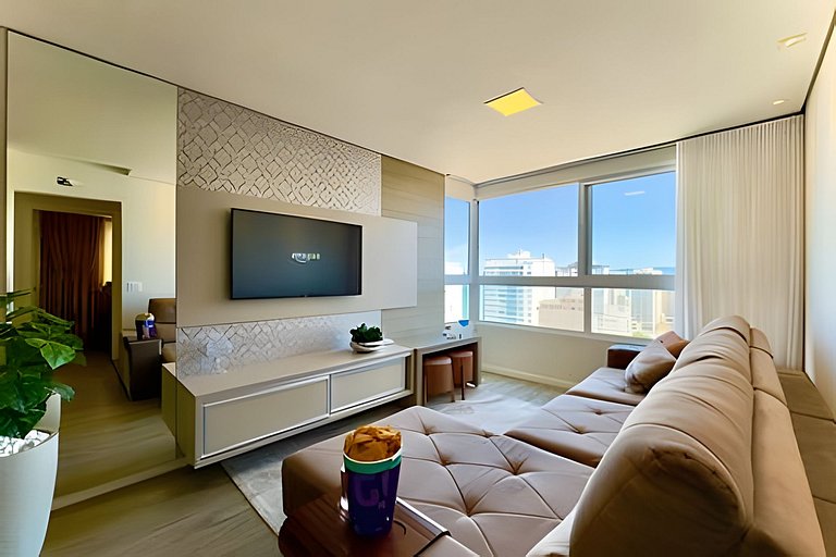 Apto a 180m da Praia c/ Churrasq. Piscina e Wi-Fi